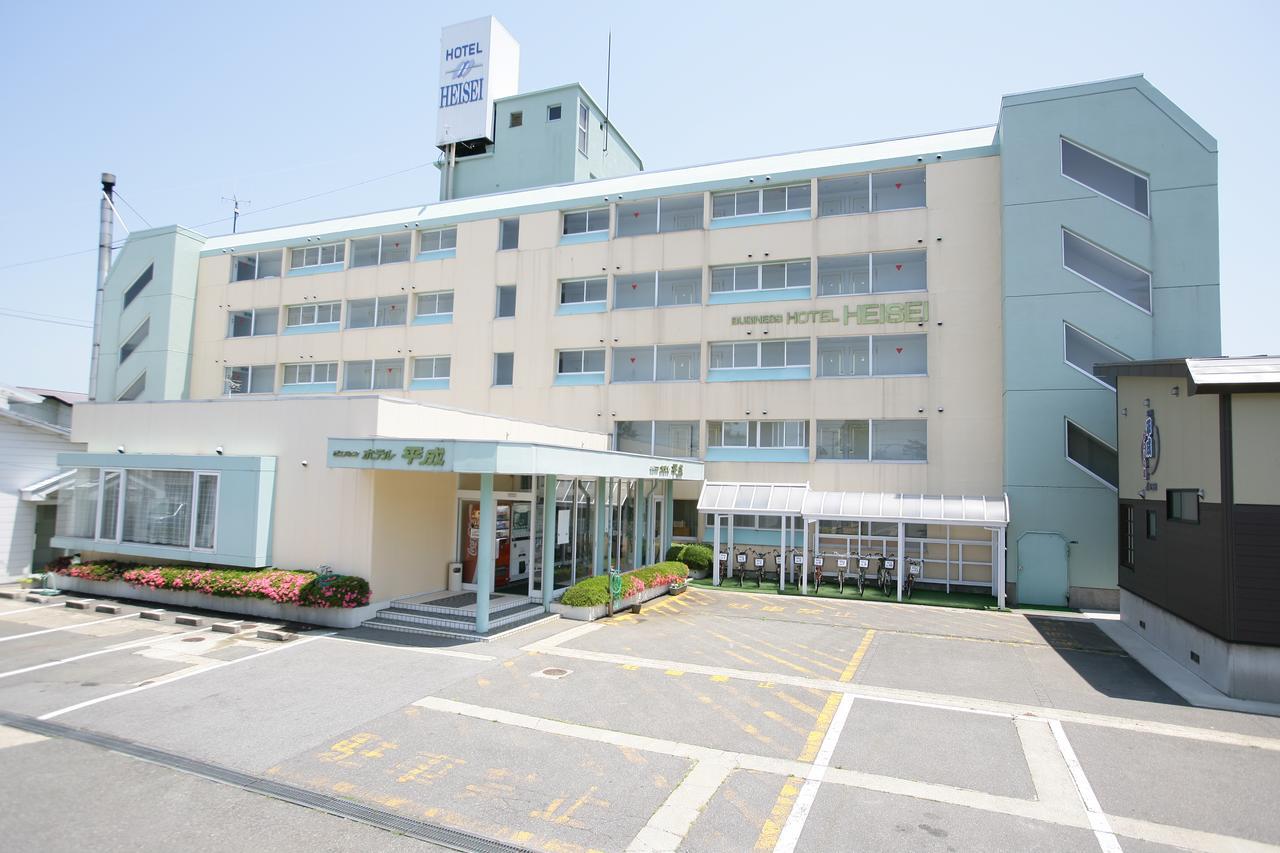 Business Hotel Heisei Yonezawa Eksteriør billede